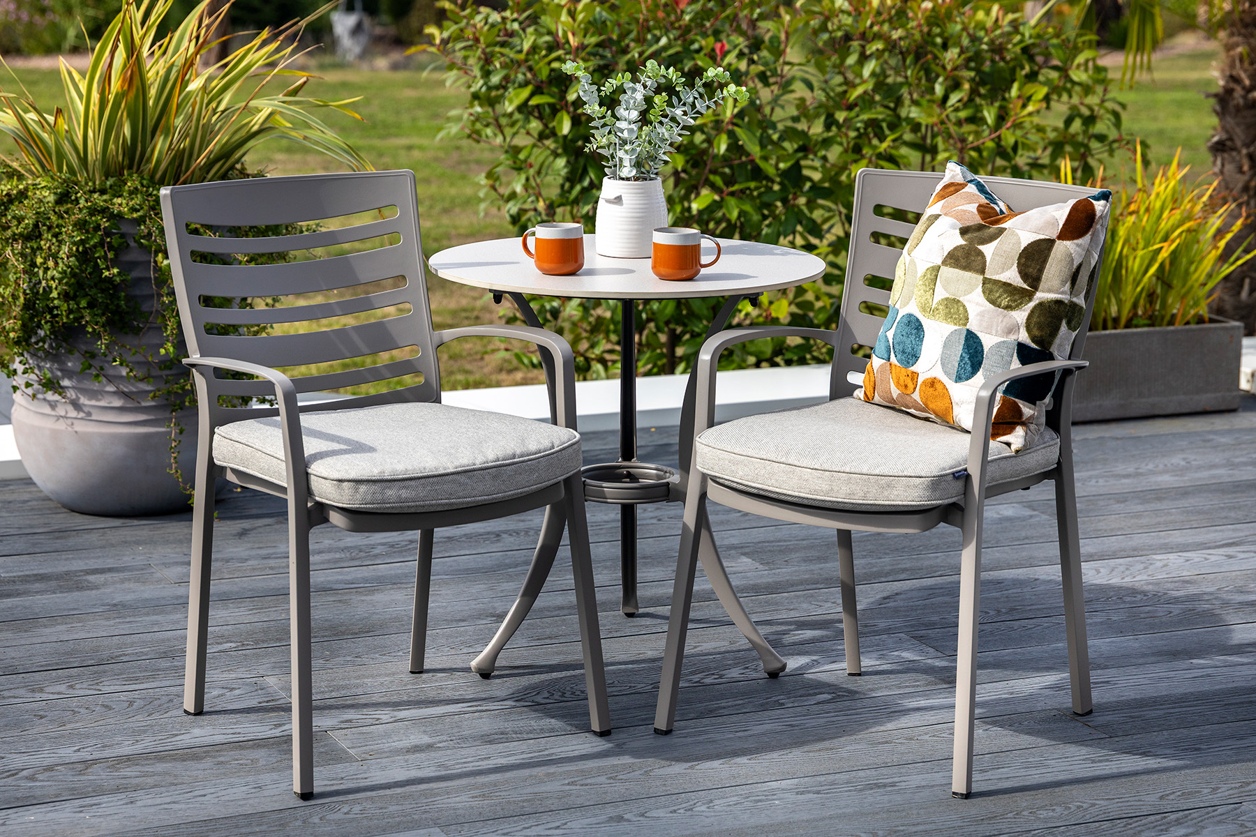 Lyra Bistro Set